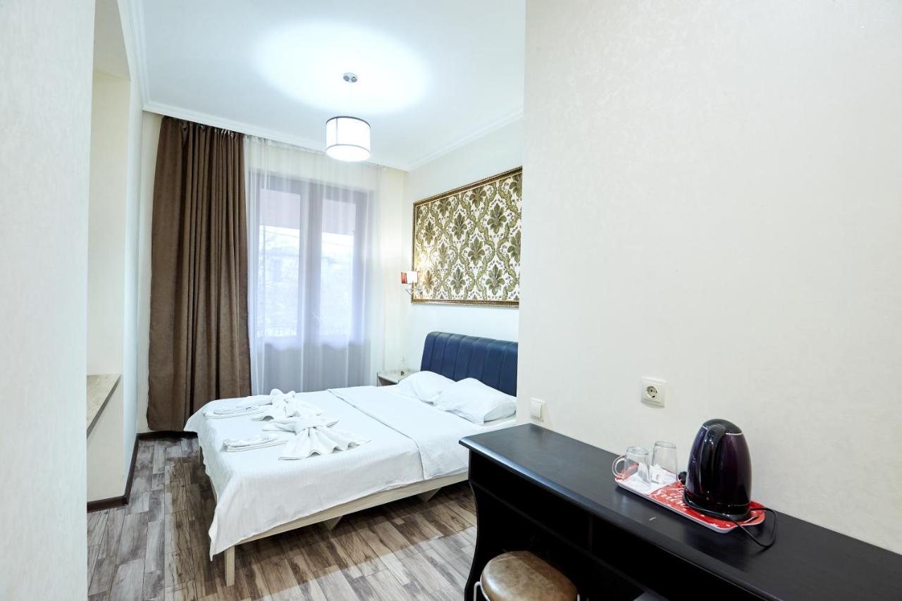 טביליסי Hotel Diadema מראה חיצוני תמונה